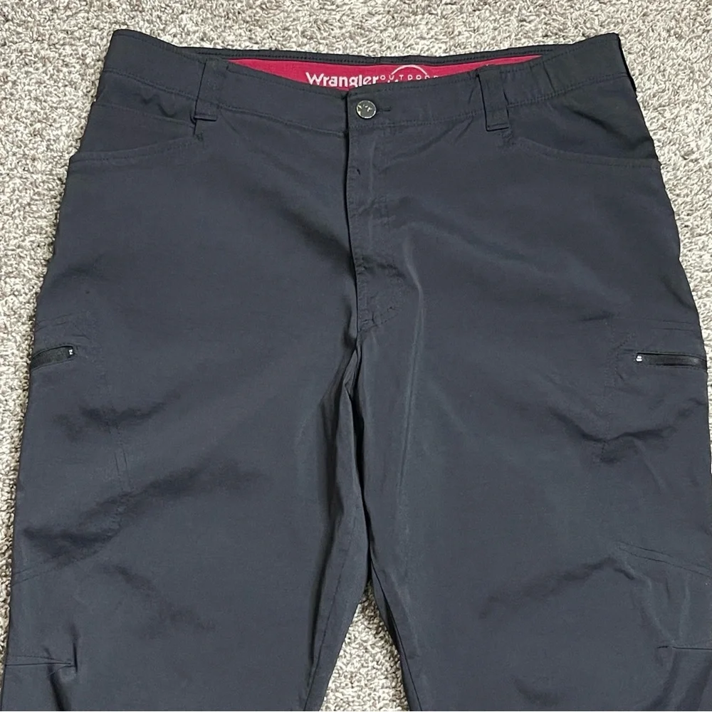 Wrangler Outdoor Series All-Terrain Black Nylon Utility Cargo Pants 36x30